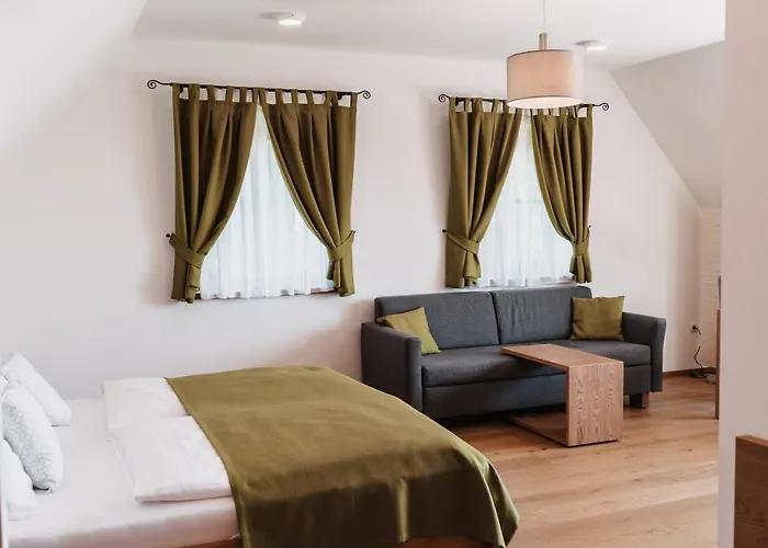 مزرعة للإقامة Weingut Assigal ليبنيتز